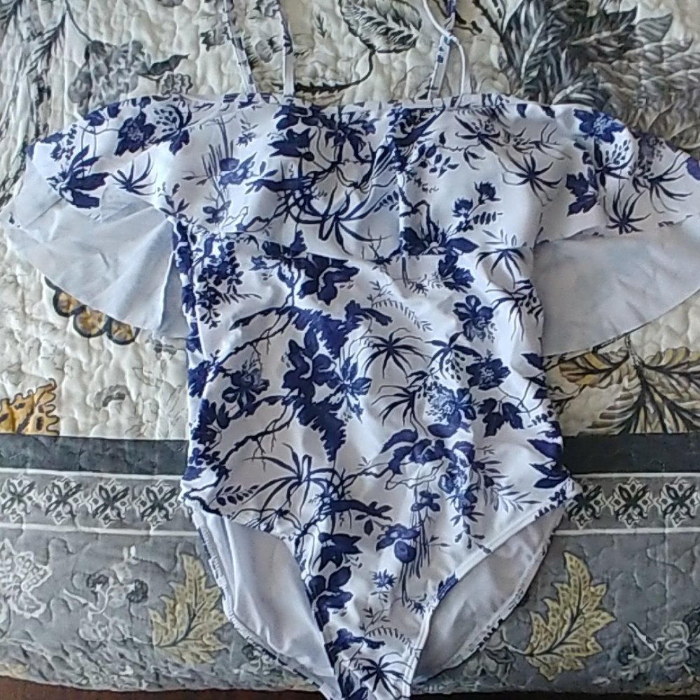 1-piece off the shoulder swimsuit